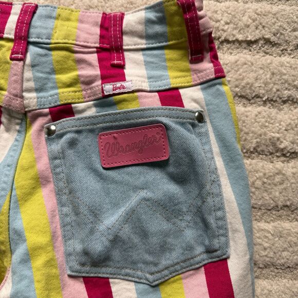 Wrangler X Barbie Wanderer Hi Rise Flare Jean Size 26 x 30 - Picture 8 of 11